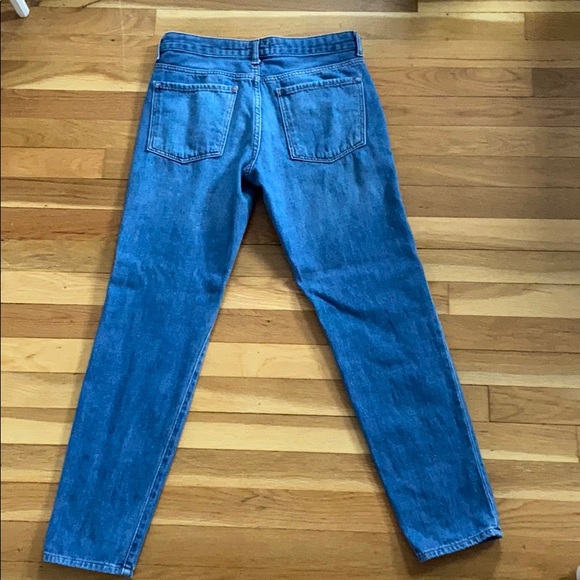 ✨sold✨ F21 • Mom Jeans - Picture 2 of 3